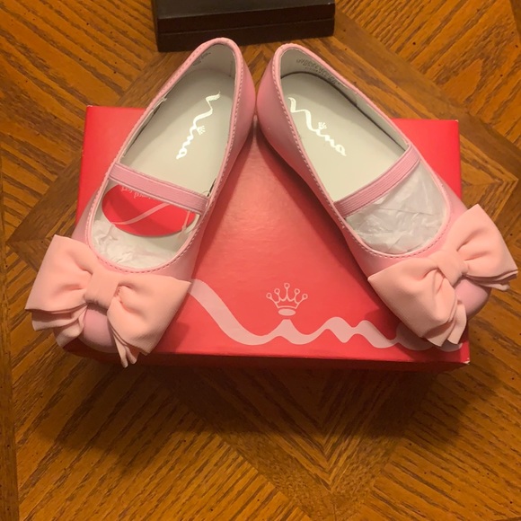Nina Other - Size8 pink patent adorable new